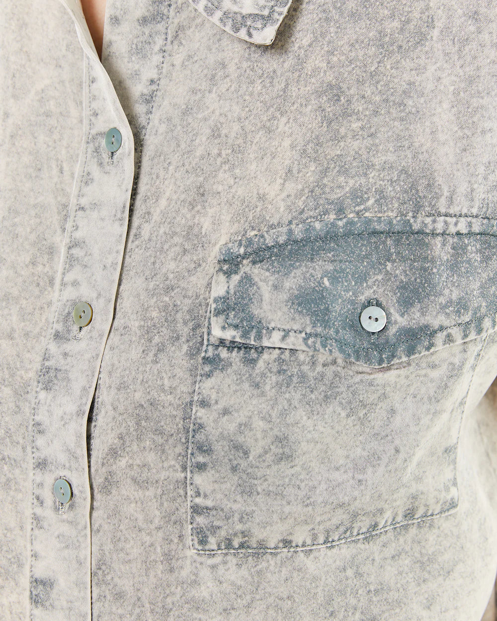 CAMISA EFECTO DESGASTADO