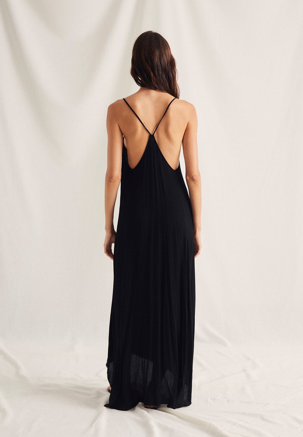 VESTIDO TIRANTRES NEGRO